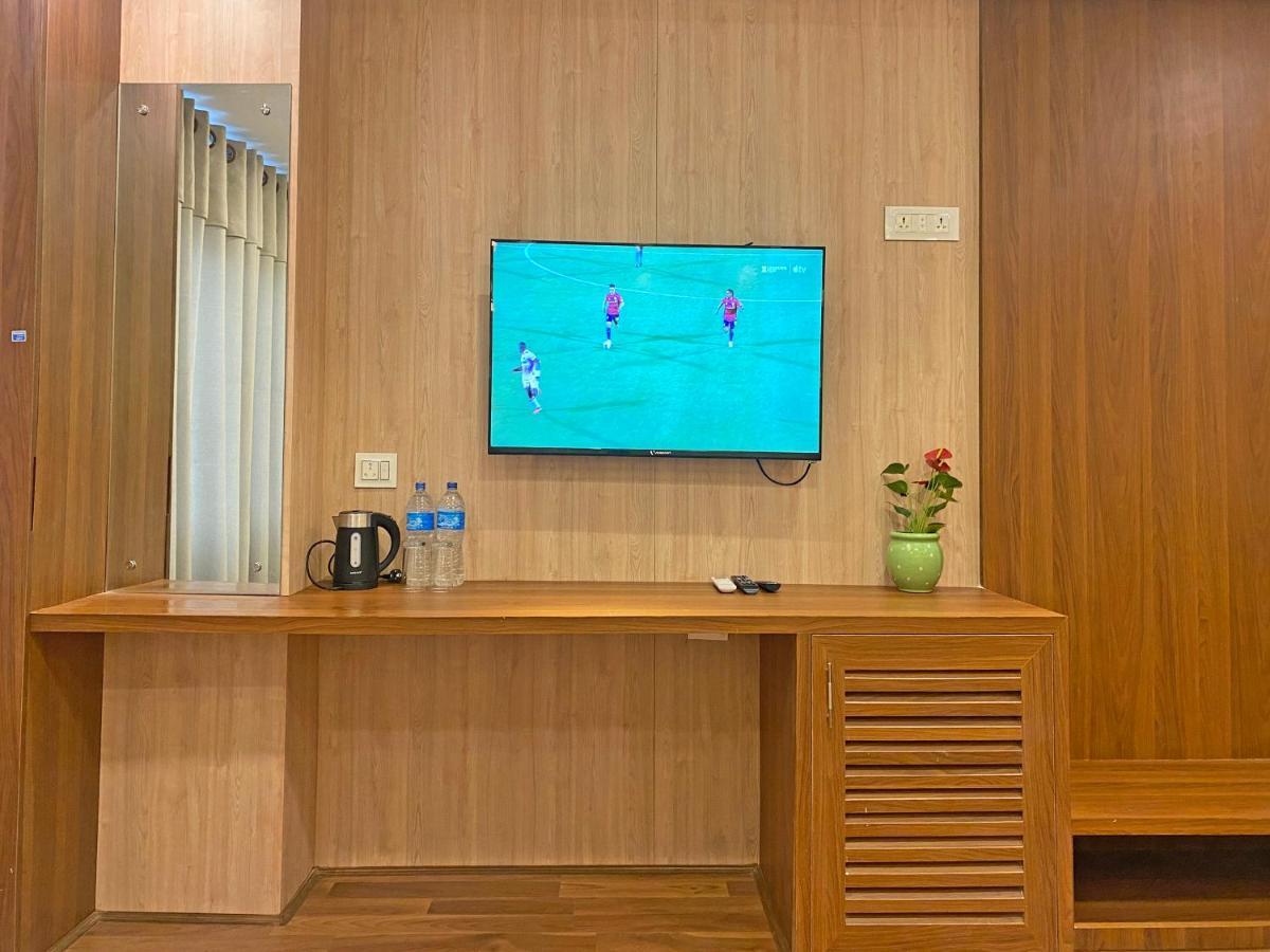 Hotel Nilakantha Pvt. Ltd Kathmandu Ngoại thất bức ảnh