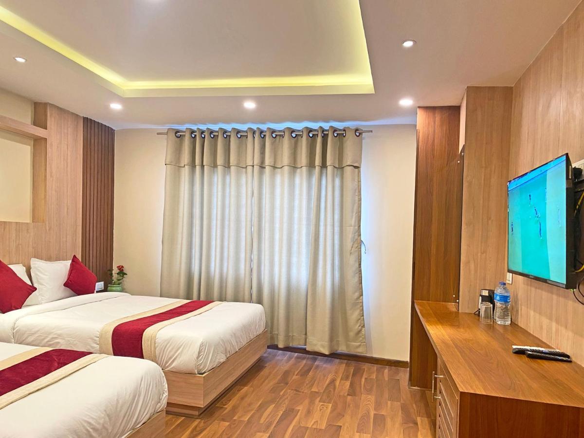 Hotel Nilakantha Pvt. Ltd Kathmandu Ngoại thất bức ảnh