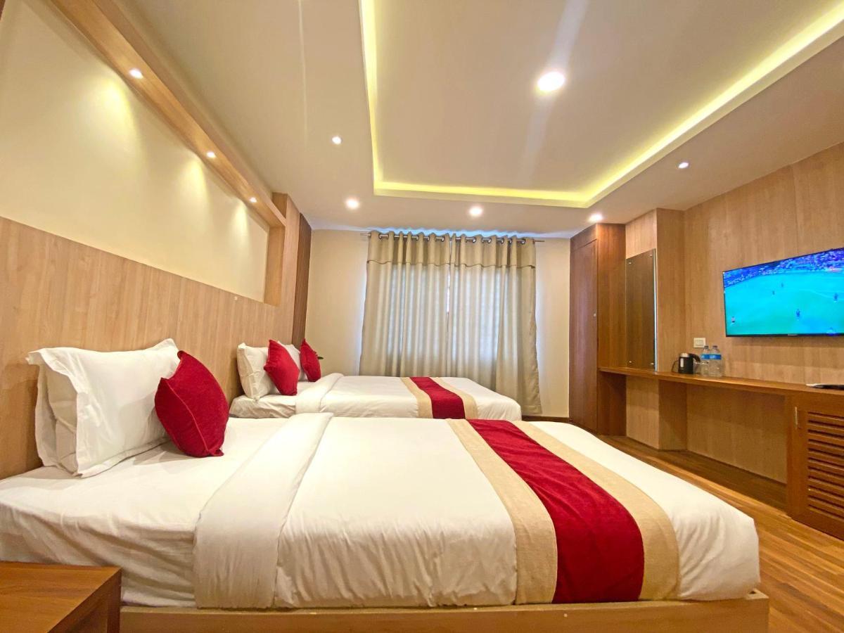 Hotel Nilakantha Pvt. Ltd Kathmandu Ngoại thất bức ảnh