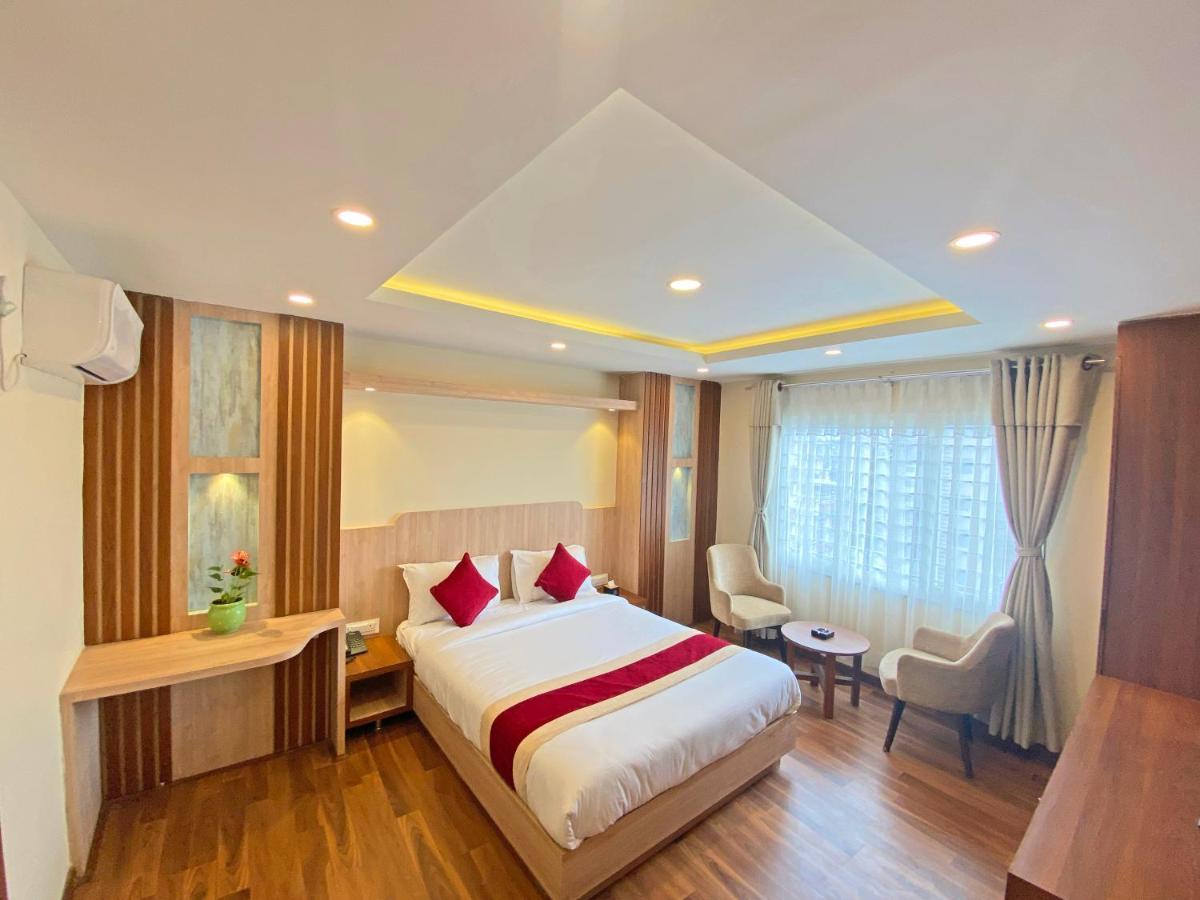 Hotel Nilakantha Pvt. Ltd Kathmandu Ngoại thất bức ảnh