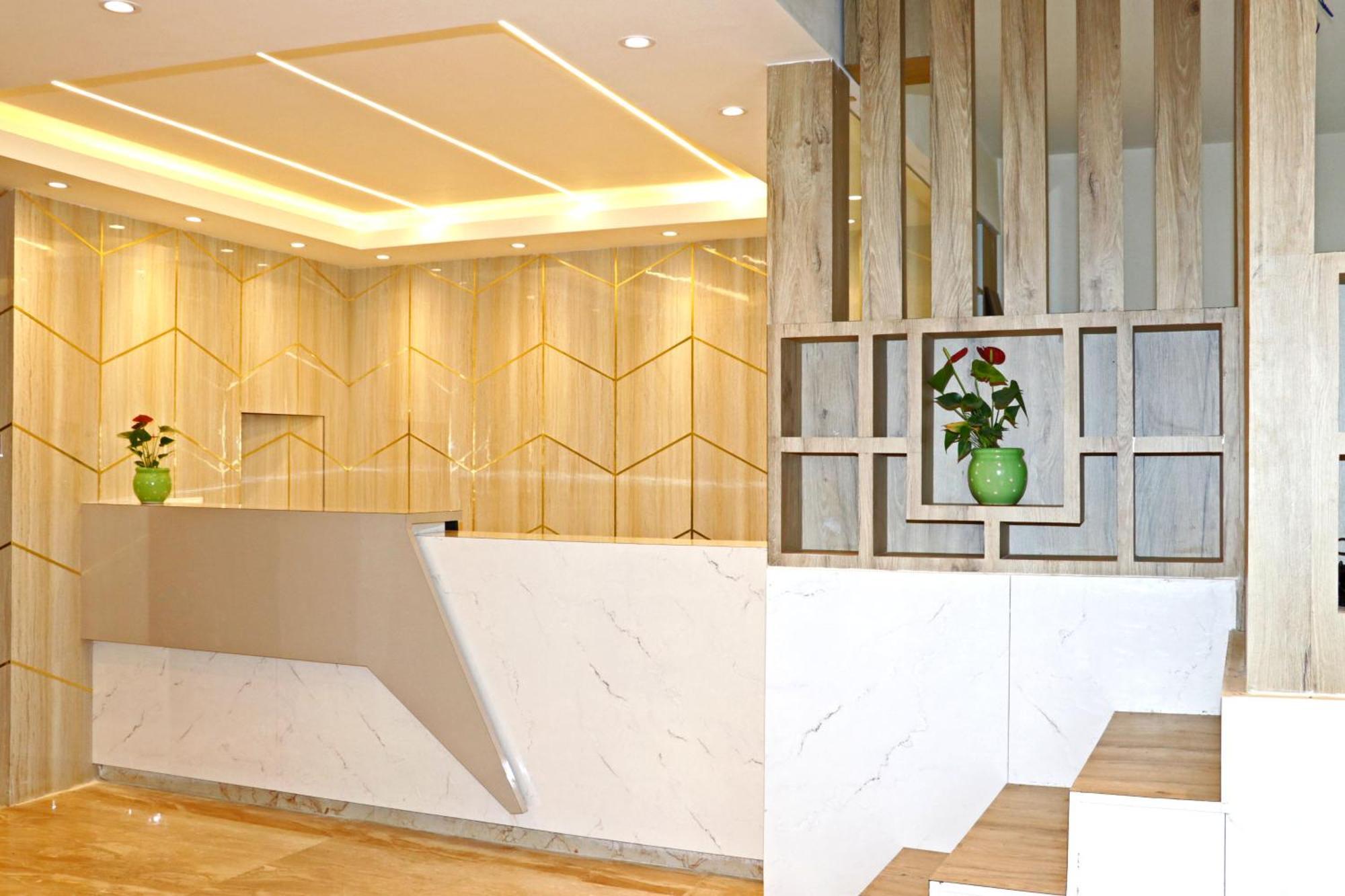 Hotel Nilakantha Pvt. Ltd Kathmandu Ngoại thất bức ảnh