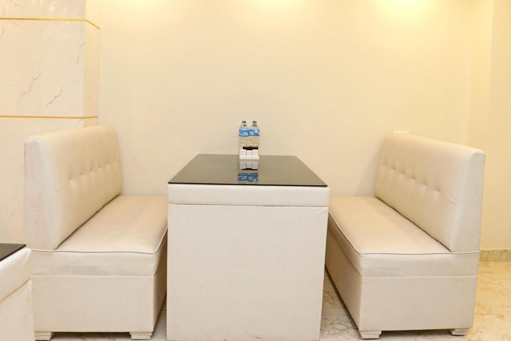 Hotel Nilakantha Pvt. Ltd Kathmandu Ngoại thất bức ảnh
